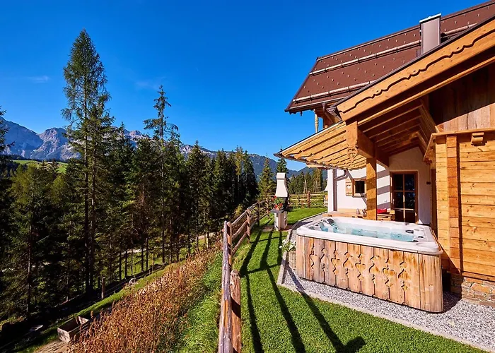 別荘 Almidylle In Sankt Martin Am Tennengebirge By Interhome